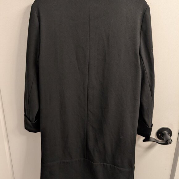 Aritzia Wilfred chevalier jacket/blazer - size 4. - Picture 4 of 6